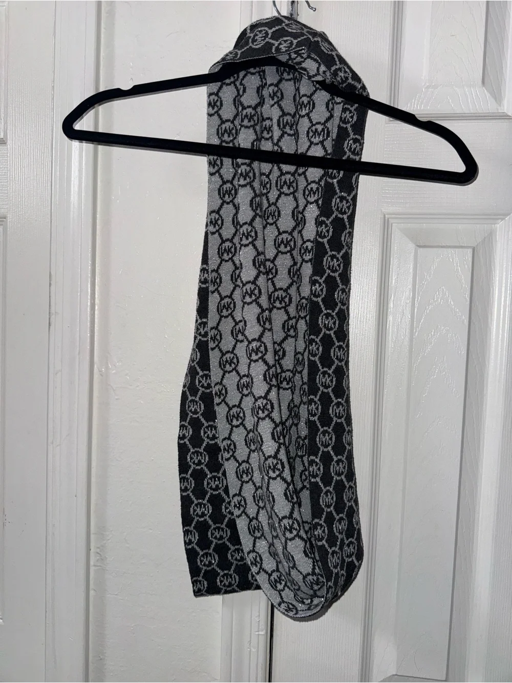 Micheal Kors reversible infinity scarf